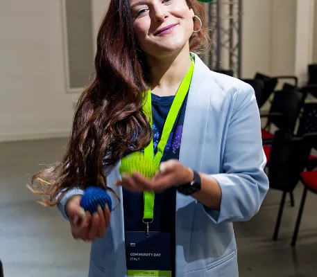 Linda Mohamed at a juggling conference